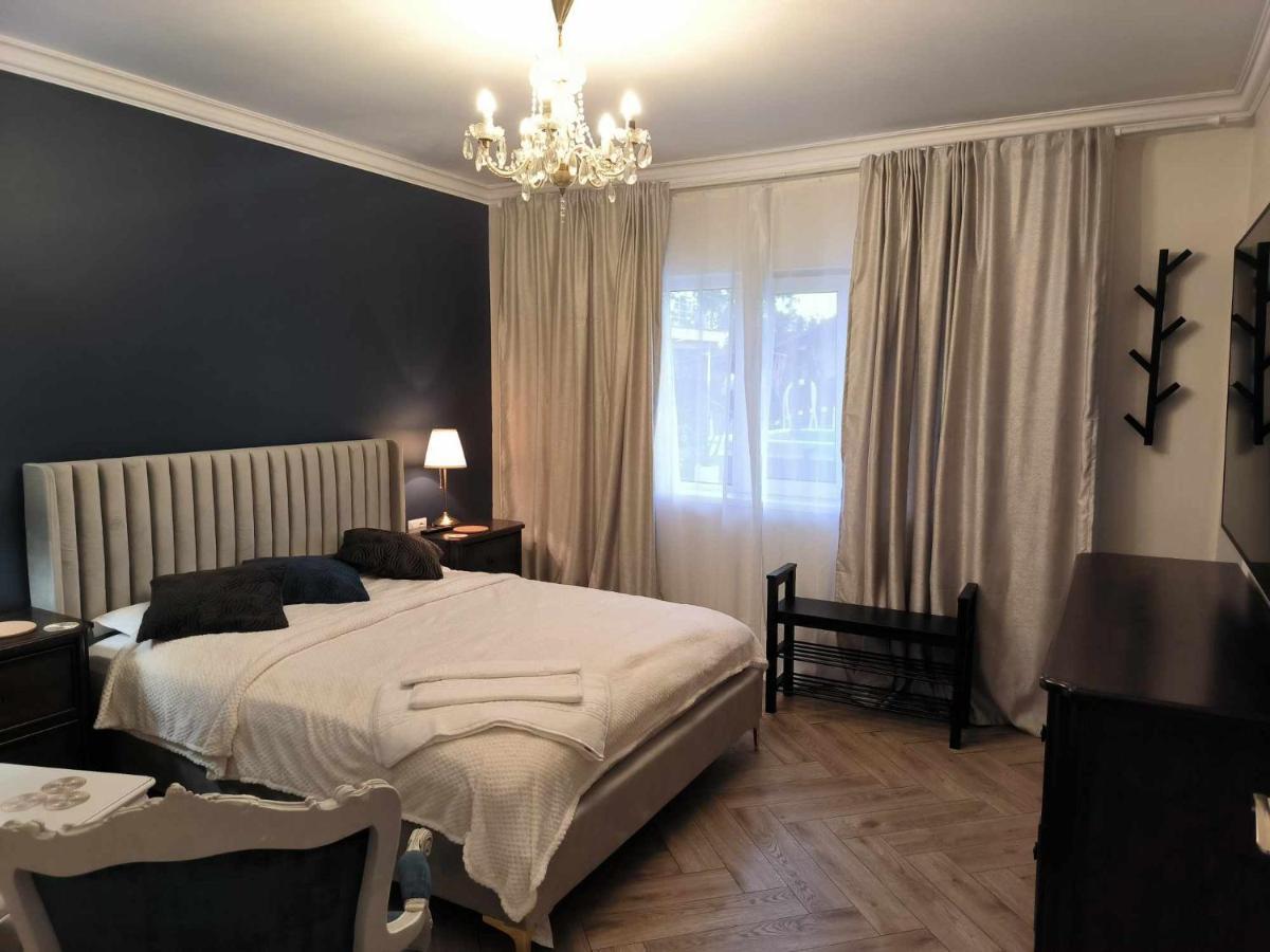 Luxury Airport Retreat Apartment Cluj-Napoca Exterior photo
